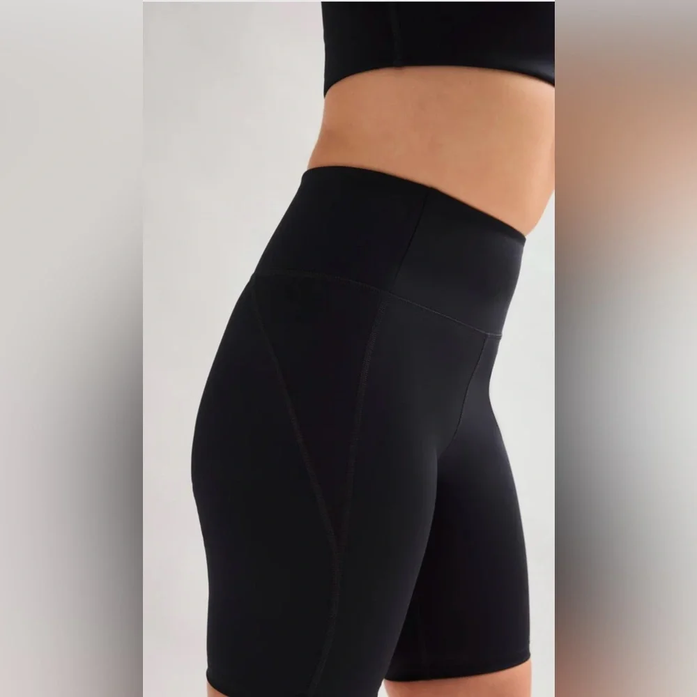 Girlfriend Collective High-Rise Bike Short, Size L - Picture 4 of 6